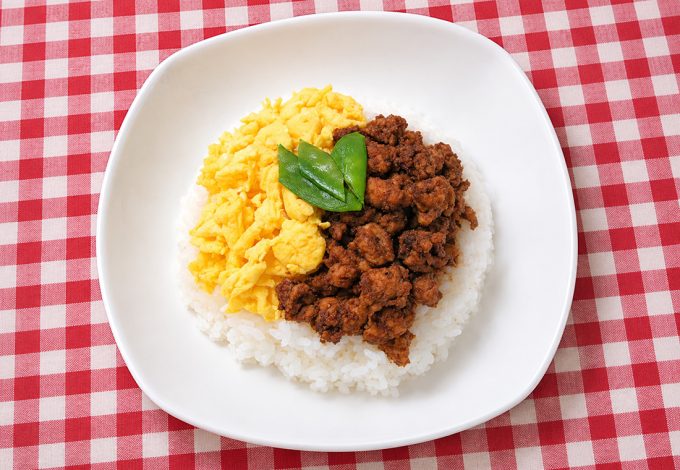 三色丼