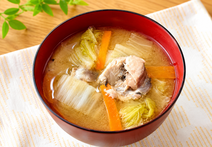 白菜＋さば缶＋にんじんのみそ汁