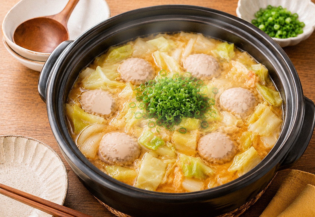 キャベツと豚団子のキムチ味噌鍋